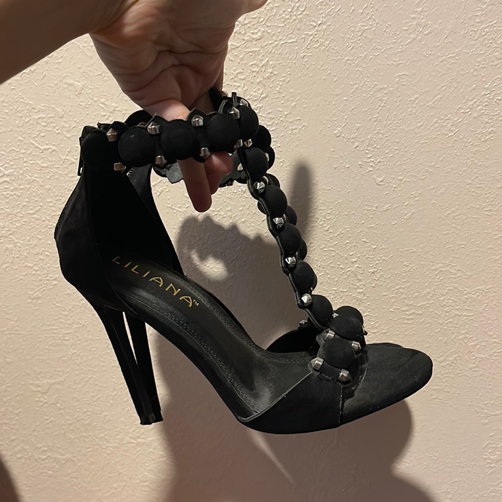 Miss Lola heels size 5 1/2